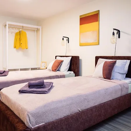 Rothko Apartment/8 Guests/4bedrooms/riga Old Town * Riga