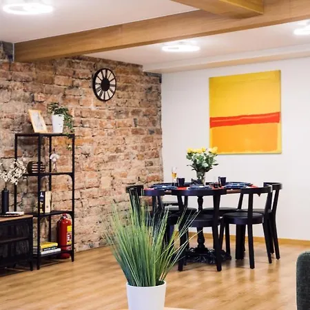 Rothko Apartment/8 Guests/4bedrooms/riga Old Town Apartment