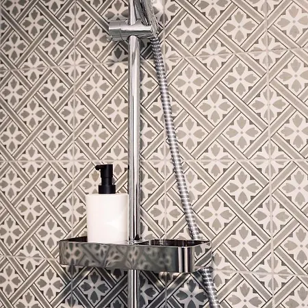 Rothko Apartment/8 Guests/4bedrooms/riga Old Town * Riga