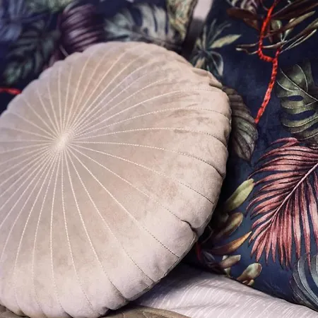 Lejlighed Rothko Apartment/8 Guests/4bedrooms/riga Old Town