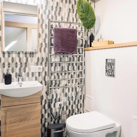 Rothko Apartment/8 Guests/4bedrooms/riga Old Town Apartment