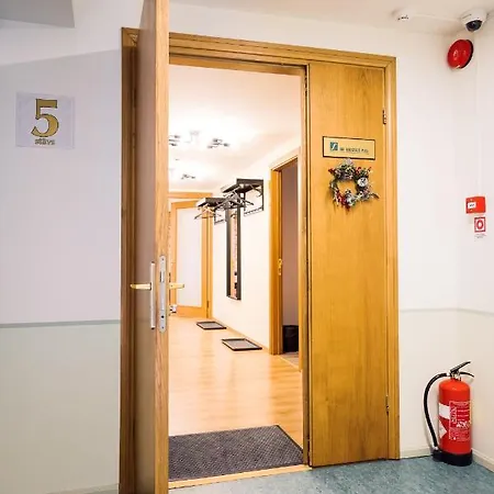 Rothko Apartment/8 Guests/4bedrooms/riga Old Town Apartman Riga