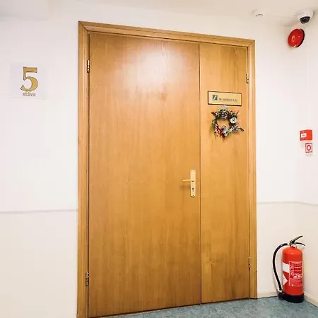 Rothko Apartment/8 Guests/4bedrooms/riga Old Town Lejlighed Riga