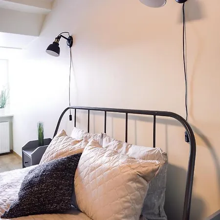 Rothko Apartment/8 Guests/4bedrooms/riga Old Town Riga